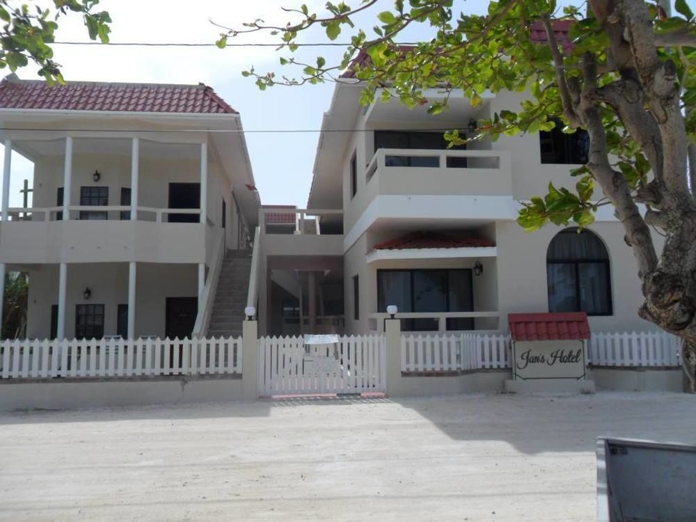 קיי קולקר Jans Hotel מראה חיצוני תמונה